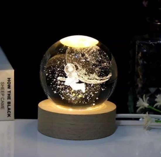 3D Astronaut Nachtlampje - Kristallen Bol LED Lamp, Maan en Ster Thema Houten Voet Decoratieve Tafellamp van OneFire