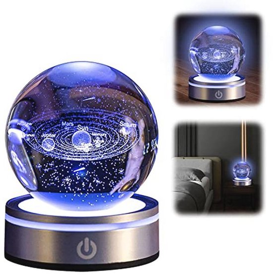 3D Kristallen Bol Nachtlampje met Zonnestelsel Ontwerp - LED Verlichting en Diverse Kleuren van Merkloos