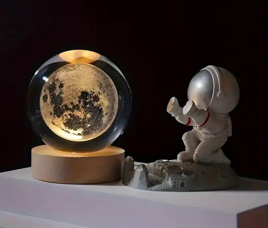 3D Kristallen Maanbol Nachtlamp - LED Glazen Hologram Lamp met Massief Houten Voet - Nachtlamp - Cadeau Idee - Verlichting - USB Aansluiting - Huisdecoratie van Mystic Nature