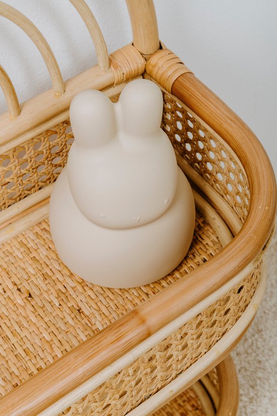 Baby's Only Nachtlampje konijn - Nachtlampje Babykamer - Lampje met USB-aansluiting - Warm Linen - Met slaapmuziek van Baby's Only