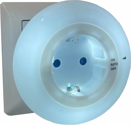 Bellatio Design LED Nachtlamp met lichtsensor - 230V - kinderkamer - extra stopcontact - energiebesparend van Bellatio Design