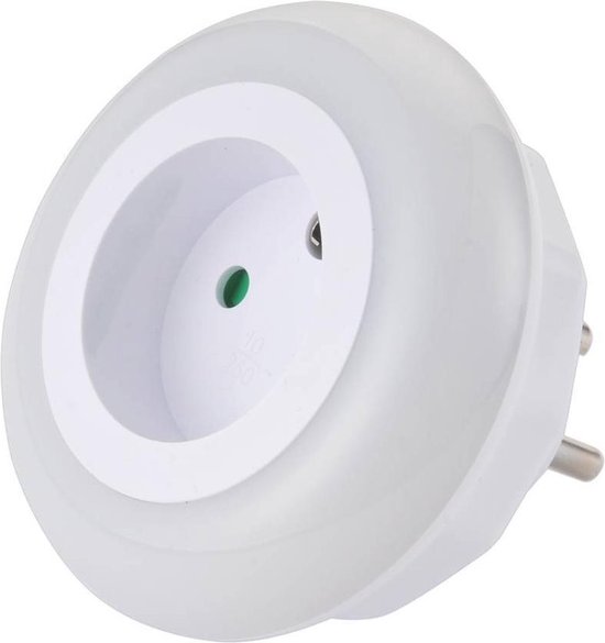 Benson LED nachtlampje - schemeringssensor - geïntegreerd stopcontact - kinderbeveiliging - wit licht van Benson