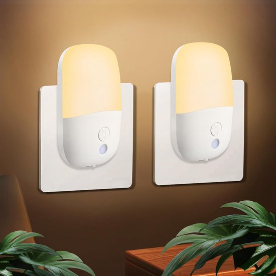carmdering - Stekkerlamp -LED nachtlampje stopcontact met schemersensor – automatisch aan/uit, 3000K warm wit, energiezuinig, dimbaar, compact ontwerp – gang, slaapkamer, kinderkamer verlichting