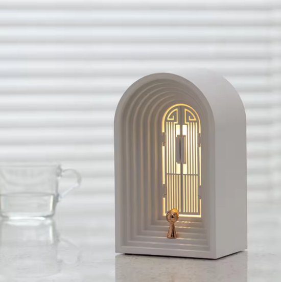 Dit nieuwe, creatieve nachtlampje in Scandinavische stijl kan worden aangesloten op je telefoon of Bluetooth-speaker om sfeer te creëren en een warm licht uit te stralen. Het kan ook als tafellamp worden gebruikt - wit. van Merkloos
