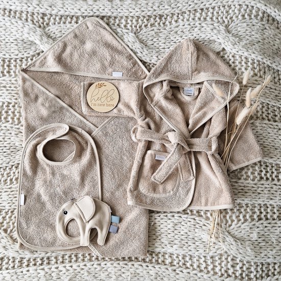 Gioia Giftbox essentials large cream - Jongen - Meisje - Unisex - Babygeschenkset - Baby cadeau - Kraammand van Gio