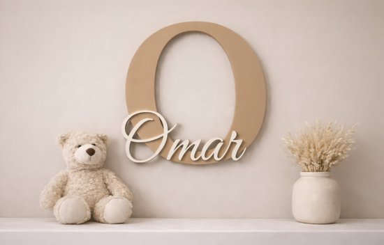 Kraamcadeau - Gepersonaliseerd - Naambordje - kinderkamer - latte bruin - Wanddecoratie - Inclusief Nano Tape