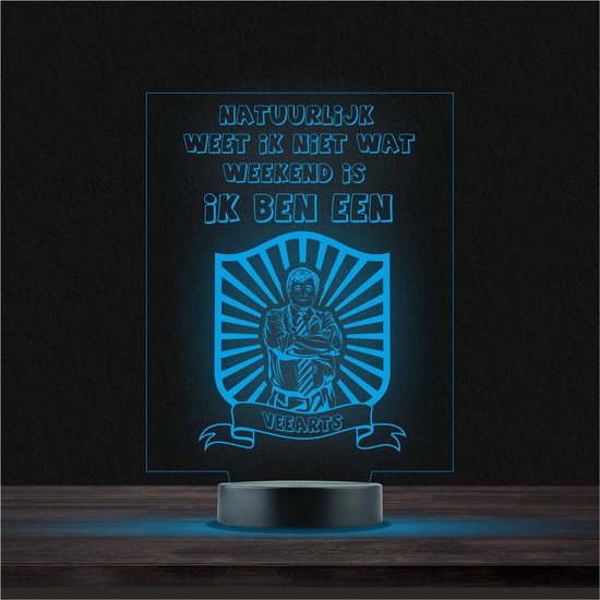 Led Lamp Met Gravering - RGB 7 Kleuren - Natuurlijk Weet Ik Niet Wat Weekend Is Ik Ben Een Veearts van CreaProducts