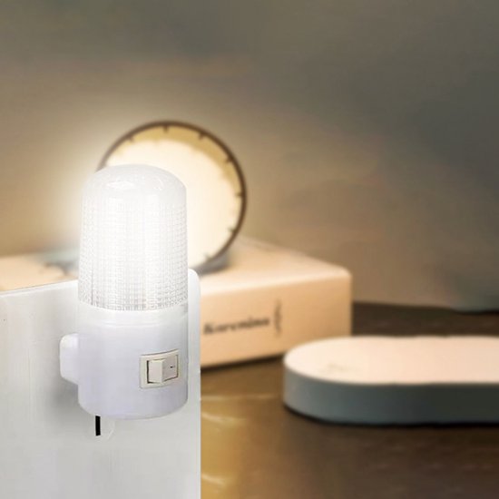 LED Nachtlamp - LED Nachtlampje - Nachtlamp met Schakelaar - 3 Watt Nachtlamp - 220 Volt Lamp - Nachtlamp Stekker - Witte LED Lamp - Compact Nachtlampje - Praktische Nachtlamp - 2 Stuks van HomeLife