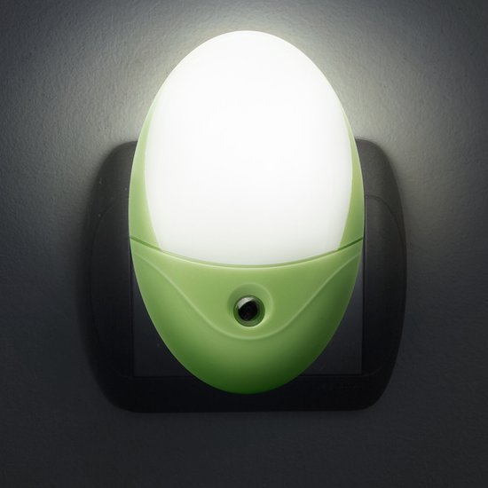 LED Stopcontact Stekker Nachtlampje - Met Lichtsensor - 240V - 6x LED (Koel Wit 6000K) - 0,5W - \~20 Lumen - Automatisch Aan/Uit - Energiezuinig - 30.000u Levensduur - Voor Slaapkamer, Gang & Kinderkamer [20281D] van Merkloos