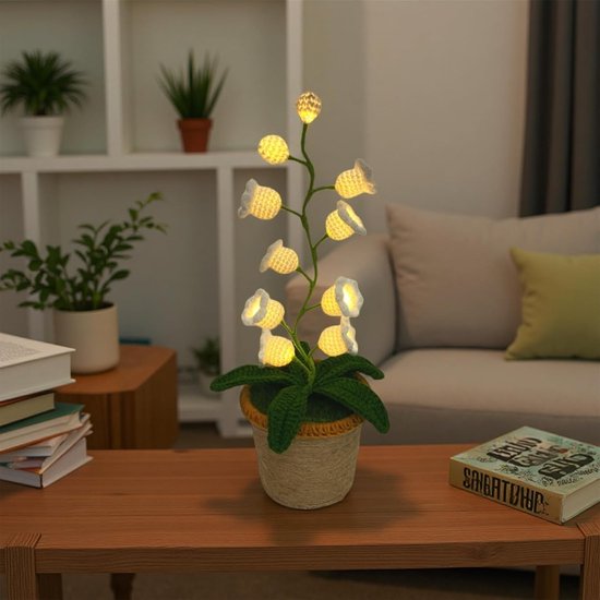 Lelietje-van-Dalen nachtlampje - gehaakt design - LED - draadloos - wit - groot - voor slaapkamer en interieur decoratie van Merkloos