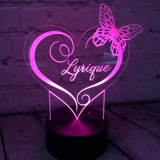 Nachtlamp vlinder met naam - lamp - Led - verjaardag - cadeau
