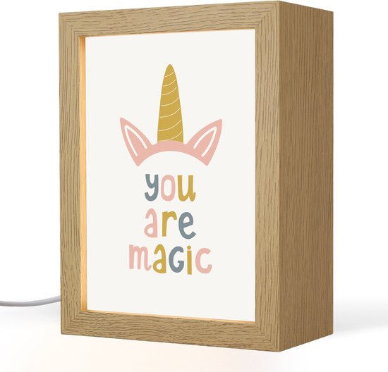 Nachtlampje 15x20 cm - Kinder lamp - Eenhoorn - Quote - Roze - 'You are magic' - Tafellamp kinderkamer - Slaapkamer lamp - Bedlamp kinderen - Kinderlampje stopcontact - Wandlamp babykamer - Nachtlampjes van QAZQA
