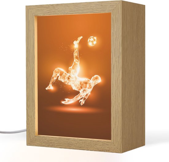 Nachtlampje 15x20 cm - Kinder lamp - Voetballer - Oranje - Voetbal - Omhaal - Tafellamp kinderkamer - Slaapkamer lamp - Bedlamp kinderen - Kinderlampje stopcontact - Wandlamp babykamer - Nachtlampjes van Merkloos