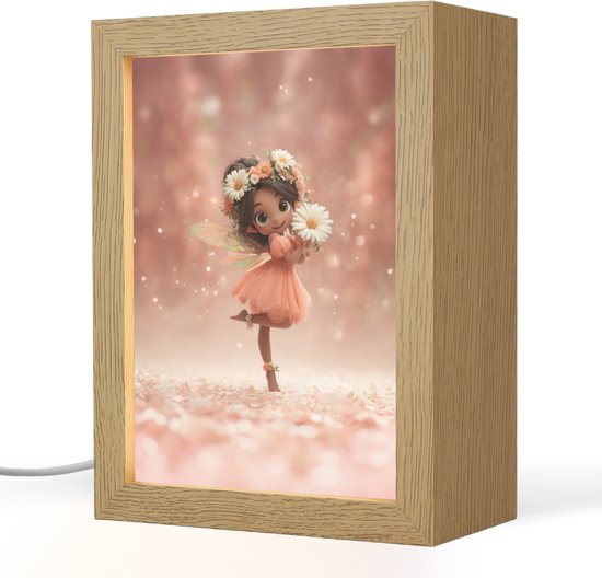 Nachtlampje 15x20 cm - Kinder lampje - Bloemenfee - Roze - Meisje - Tafellamp kinderkamer - Slaapkamer lamp - Bedlamp kinderen - Kinderlampje stopcontact - Wandlamp babykamer - Nachtlampjes van Dalber