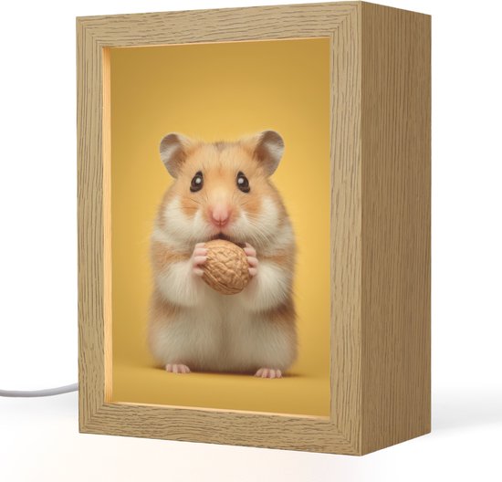 Nachtlampje 15x20 cm - Kinder lampje - Hamster - Nootje - Geel - Knaagdier - Tafellamp kinderkamer - Slaapkamer lamp - Bedlamp kinderen - Kinderlampje stopcontact - Wandlamp babykamer - Nachtlampjes van Merkloos