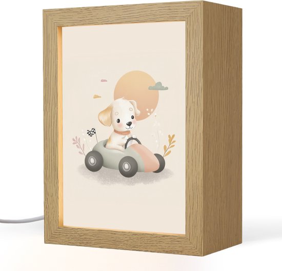 Nachtlampje 15x20 cm - Kinder lampje - Puppy - Raceauto - Oranje - Tafellamp kinderkamer - Slaapkamer lamp - Bedlamp kinderen - Kinderlampje stopcontact - Wandlamp babykamer - Nachtlampjes van OnlyWow