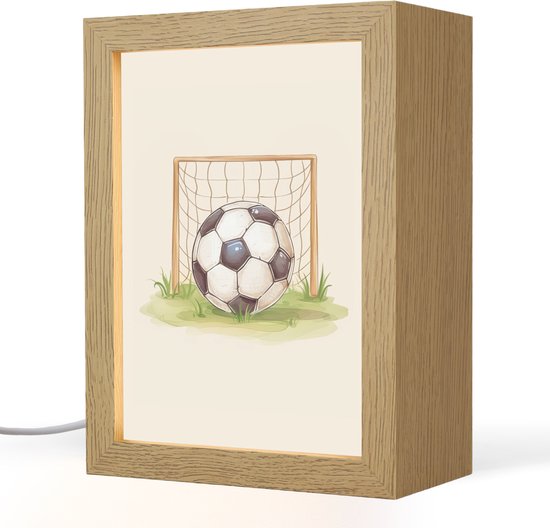 Nachtlampje 15x20 cm - Kinder lampje - Voetbal - Goal - Gras - Beige - Tafellamp kinderkamer - Slaapkamer lamp - Bedlamp kinderen - Kinderlampje stopcontact - Wandlamp babykamer - Nachtlampjes