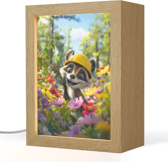 Nachtlampje 15x20 cm - Kinder lampje - Wasbeer - Natuur - Bloemen - Bouwhelm - Tafellamp kinderkamer - Slaapkamer lamp - Bedlamp kinderen - Kinderlampje stopcontact - Wandlamp babykamer - Nachtlampjes
