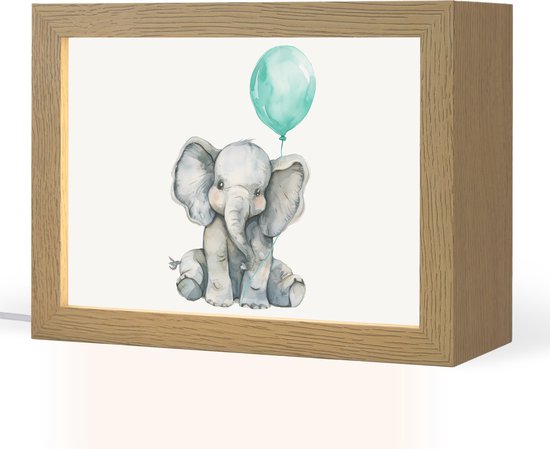 Nachtlampje 20x15 cm - Kinder lamp - Olifant - Baby - Dieren - Blauwe ballon - Tafellamp kinderkamer - Slaapkamer lamp - Bedlamp kinderen - Kinderlampje stopcontact - Wandlamp babykamer - Nachtlampjes van Neozio