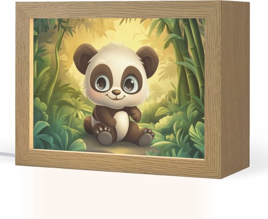 Nachtlampje 20x15 cm - Kinder lamp - Panda - Cartoon - Bamboebos - Zwart - Tafellamp kinderkamer - Slaapkamer lamp - Bedlamp kinderen - Kinderlampje stopcontact - Wandlamp babykamer - Nachtlampjes van Lumisky