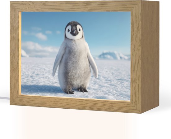 Nachtlampje 20x15 cm - Kinder lamp - Pinguïn - Sneeuw - Landschap - Wit - Tafellamp kinderkamer - Slaapkamer lamp - Bedlamp kinderen - Kinderlampje stopcontact - Wandlamp babykamer - Nachtlampjes van Merkloos