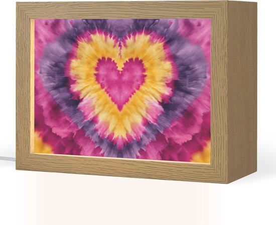 Nachtlampje 20x15 cm - Kinder lamp - Tie dye - Hartvorm - Vlammen - Oranje - Tafellamp kinderkamer - Slaapkamer lamp - Bedlamp kinderen - Kinderlampje stopcontact - Wandlamp babykamer - Nachtlampjes van LumiParts