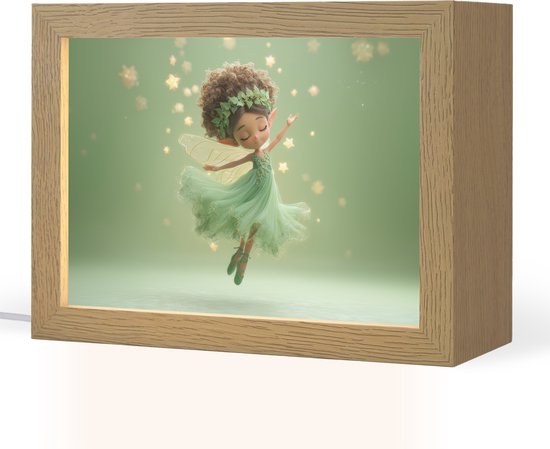 Nachtlampje 20x15 cm - Kinder lampje - Fee - Groen - Sprookje - Sterren - Tafellamp kinderkamer - Slaapkamer lamp - Bedlamp kinderen - Kinderlampje stopcontact - Wandlamp babykamer - Nachtlampjes van Toiijoy