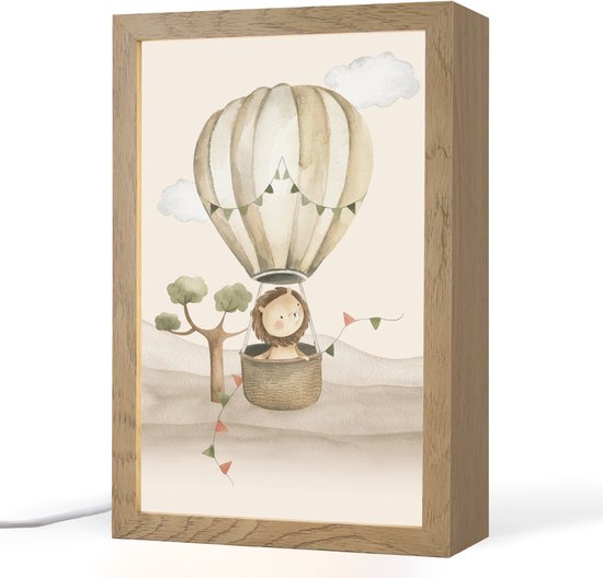 Nachtlampje 20x30 cm - Kinder lampje - Luchtballon - Leeuw - Watercolor - Safari - Dieren - Tafellamp kinderkamer - Slaapkamer lamp - Bedlamp kinderen - Kinderlampje stopcontact - Wandlamp babykamer - Nachtlampjes van Merkloos