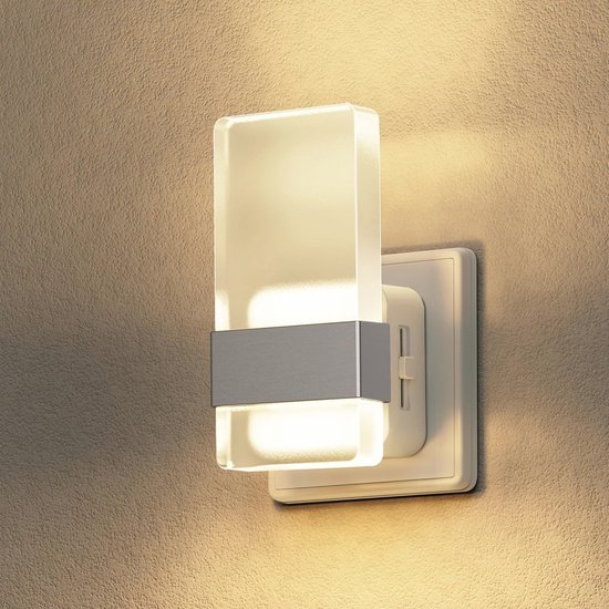 Nachtlampje met schemeringssensor - Dimbaar LED stopcontact lamp voor kinderen - Warmwit licht voor hal, slaapkamer, trap, keuken en badkamer