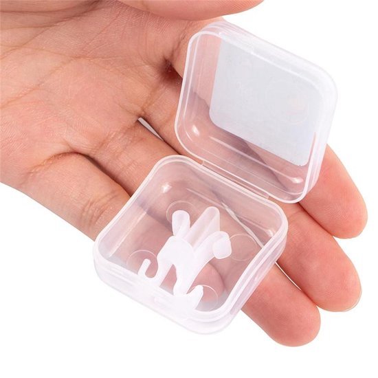 Neus breder richting snurken - siliconen van Zzoods