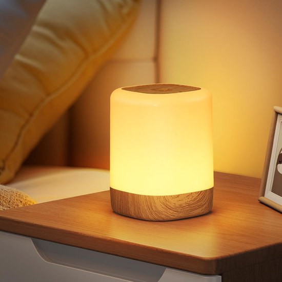 RHYTHMFLAME USB Oplaadbaar Nachtlampje - Warm Licht & RGB Kleuren - Timer - Nachtlampje voor de Slaapkamer - Sfeerlamp - LED verlichting - Leeslamp - Tafellamp - Bedlamp voor Baby, Kinderen & Volwassenen - Dimbaar - Touch Control - Houtnerf van RHYTHMFLAME