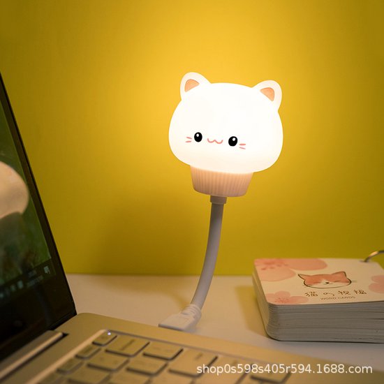 Schattige Spraakgestuurde Nachtlamp [Kitten]– LED Nachtlampje met Engelse Stembediening & Geluidssensor – Zacht en Stabiel Licht, Geen Gedoe Meer in het Donker– Perfect voor Kinderkamer, Slaapkamer of Gang – Leuk als Cadeau of voor Eigen Gebruik van Nillis.
