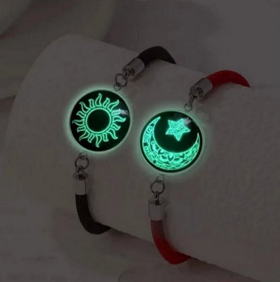 Set van 2 Roestvrijstalen Armbanden voor Vrouwen – Lichtgevende Zon en Maan Charme – Perfecte Vriendschap Cadeau voor Lovers en Vriendinnen | Sieraden voor Vrouwen, Charms Armband, Cadeau voor Feestdagen van Merkloos