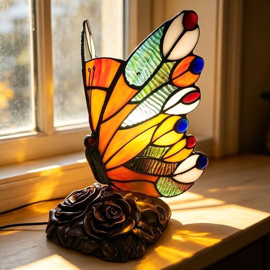 Tafellamp in Tiffany-stijl E27, vintage tafellamp in glas-in-loodstijl, nachtlampje met vlindermotief, kinderkamerlamp met kunstzinnige details, nachtlampje voor de woonkamer, lamp niet inbegrepen.