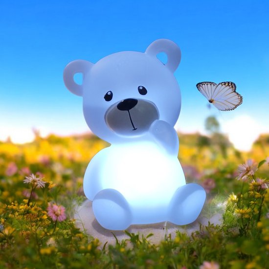 Teddybeer LED-nachtlampje – Blauw en Lichtblauw Productafmetingen: lengte 9,2 cm × breedte 10,5 cm × hoogte 13 cm Productgroep: Kinderdecoratie, Kinderverlichting van Flow Amsterdam