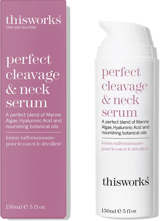 This Works - Perfect Cleavage Neck and Cleavage van T