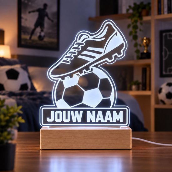 Voetbal LED Lamp met Naam - Voetbalschoen met bal - Nachtlamp - Uniek Voetbal Cadeau - 7 kleuren sfeerlamp / nachtlampje van Kleurmedia